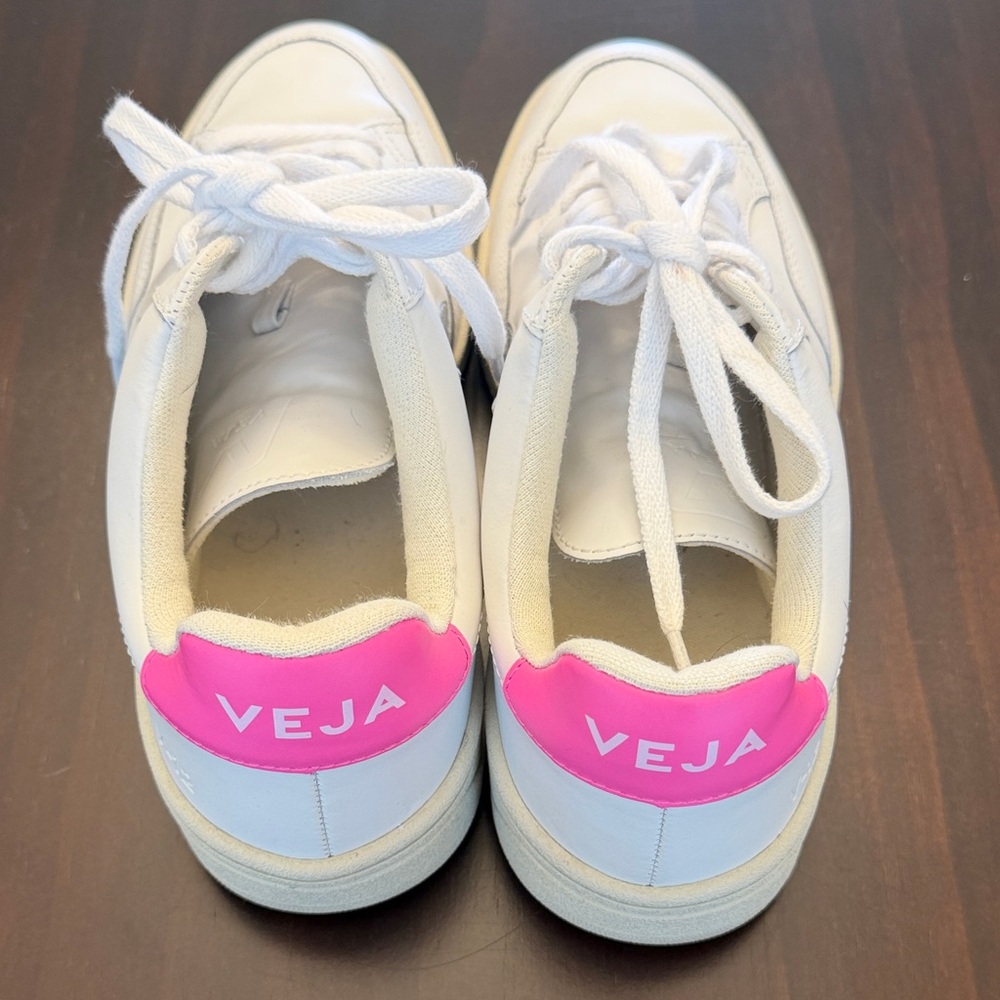 Veja Women's White and Pink Sneakers with Gray Accents - Picture 3 of 5